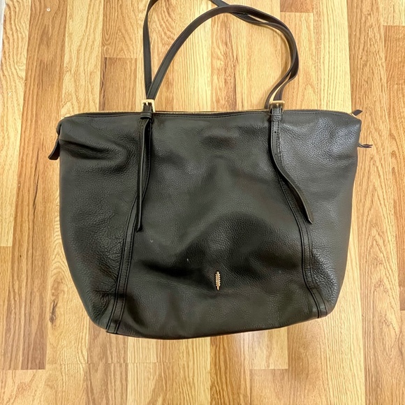 Thacker Reily Leather Tote Bag in black - Picture 4 of 9